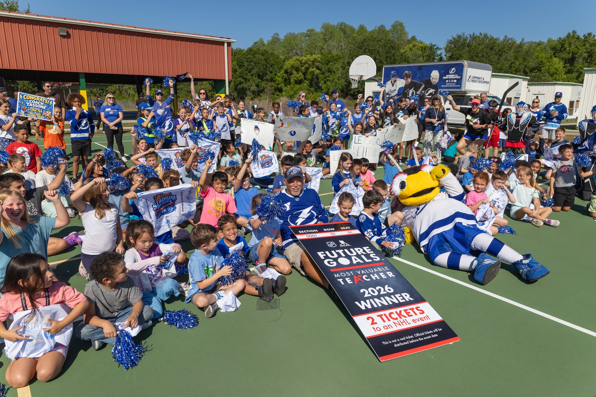 Otters Celebrating - <p><span style=